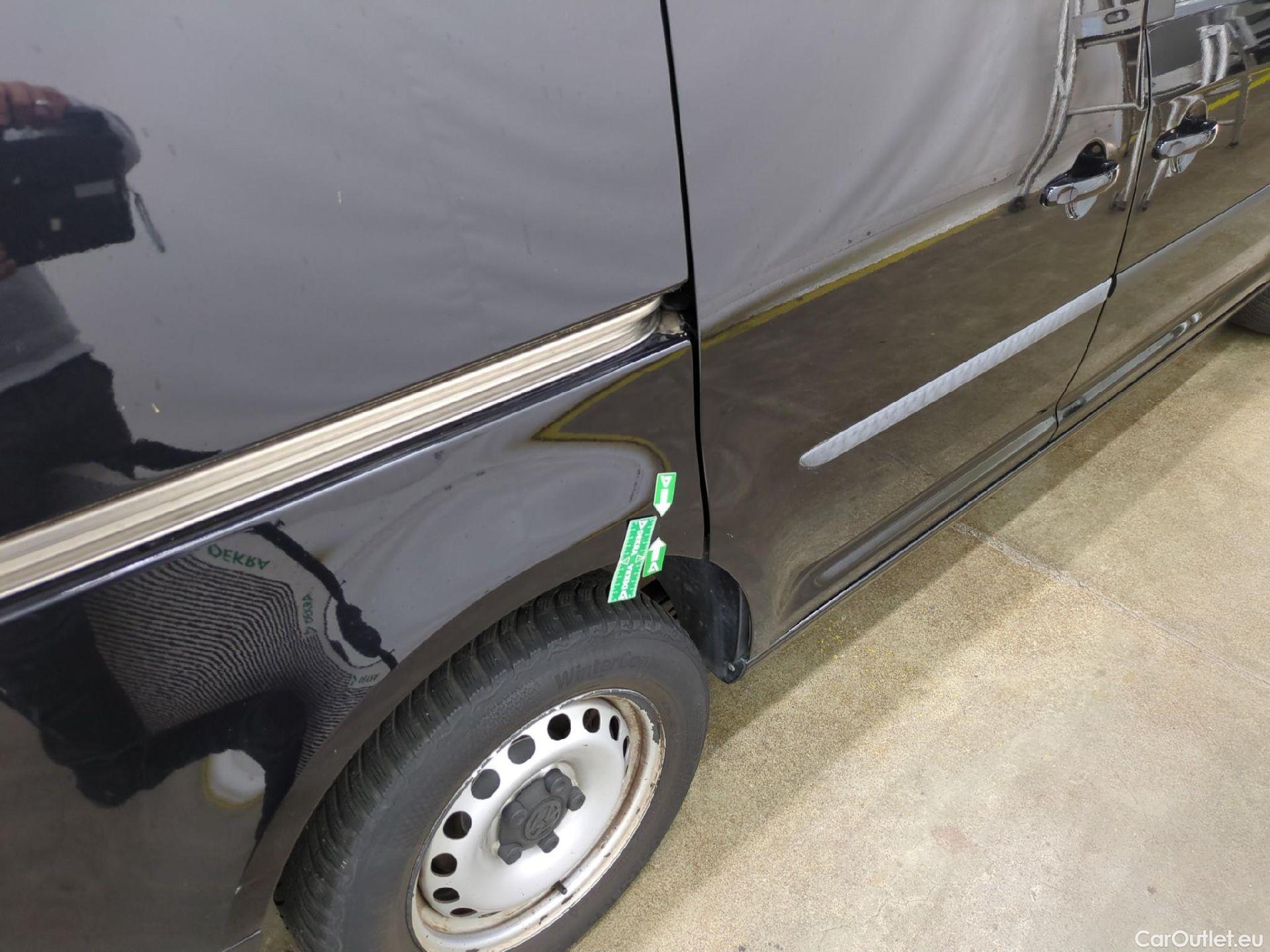  Volkswagen  Caddy VOLKSWAGEN  Van / 2015 / 4P / Fourgonnette 2.0 TDI 102 Business Line Plus #25