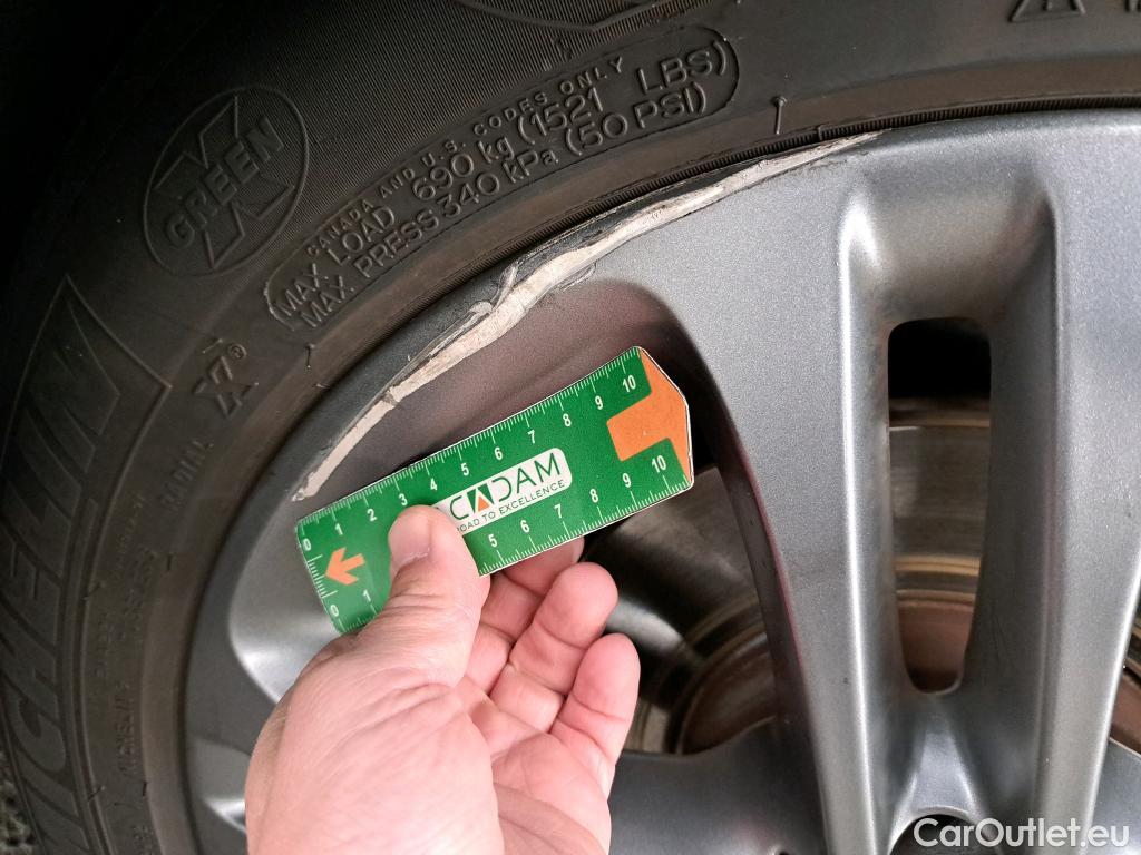  Mercedes  A-Klasse MERCEDES-BENZ Classe A Compact / 2018 / 5P / Berline A 180 Business Line #3