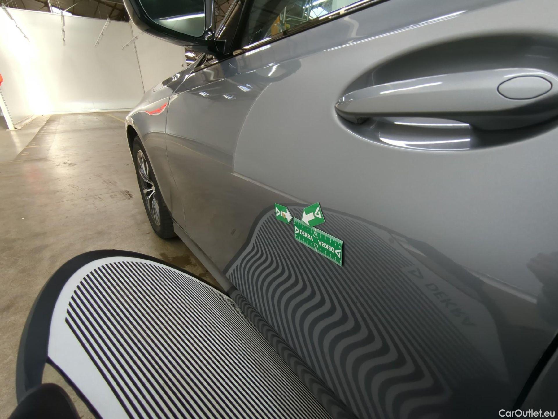  Bmw  Serie 3 BMW Série 3 Touring / 2022 / 5P / Break 318i 156ch Business Design BVA8 #26