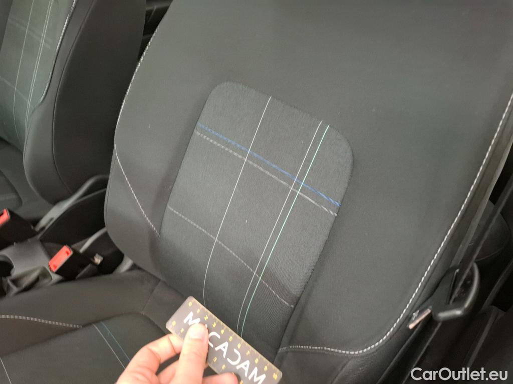  Ford  Fiesta FORD  / 2017 / 5P / Berline 1.1 75PS CONNECT BUSINESS #4