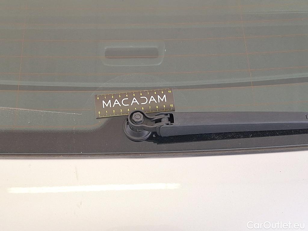  Volkswagen  Golf  VOLKSWAGEN SW / 2020 / 5P / Break 2.0 TDI SCR 150 DSG7 Life Business #18