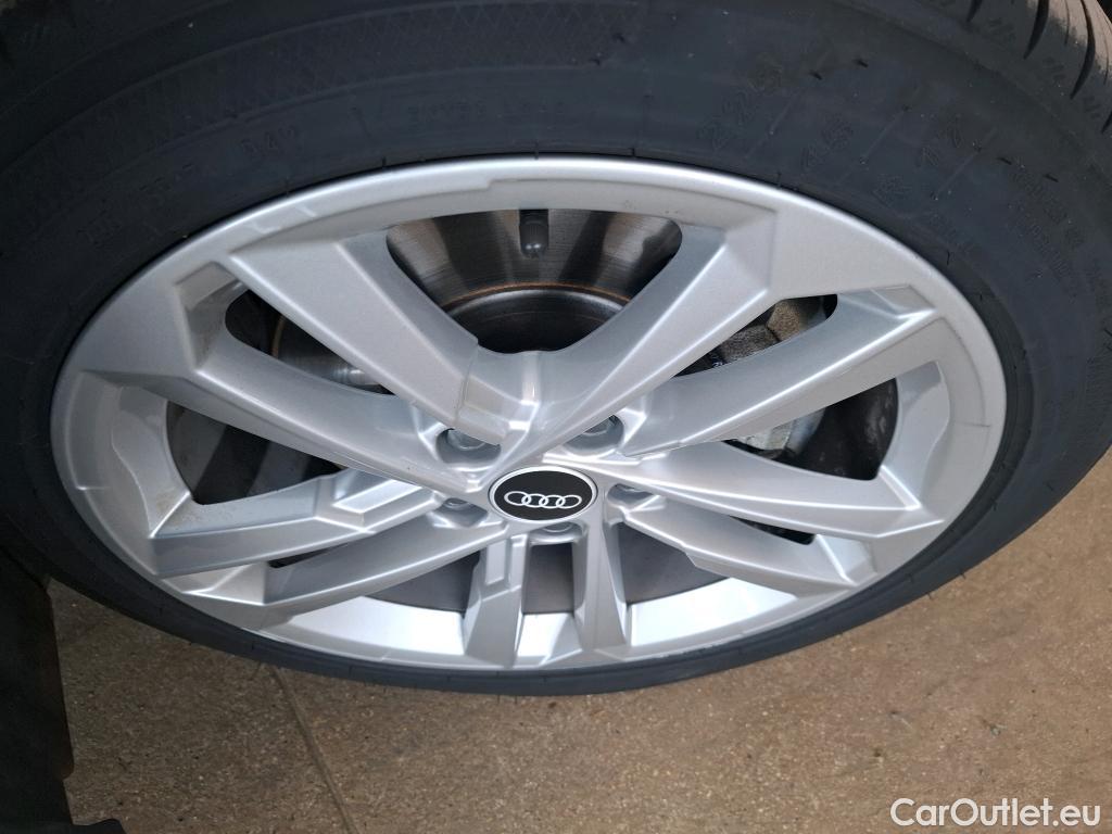  Audi  A3 AUDI  Sportback / 2020 / 5P / Berline 35 TFSI 150 Business Line #21