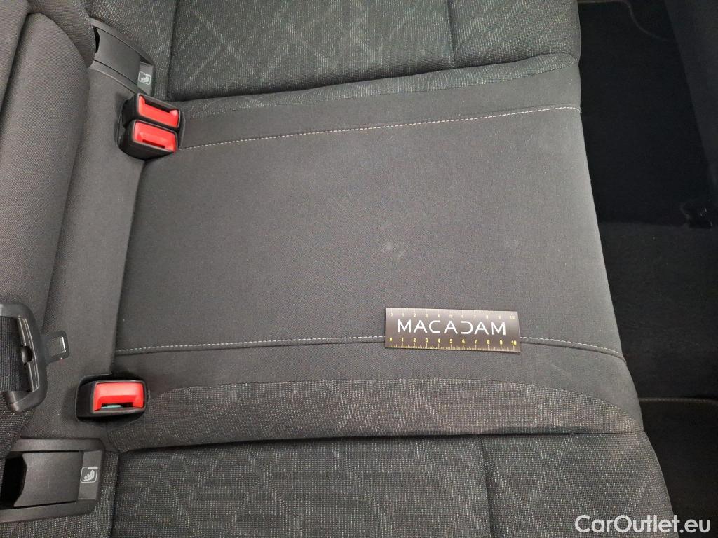  Volkswagen  Golf  VOLKSWAGEN SW / 2020 / 5P / Break 2.0 TDI SCR 150 DSG7 Life Business #13