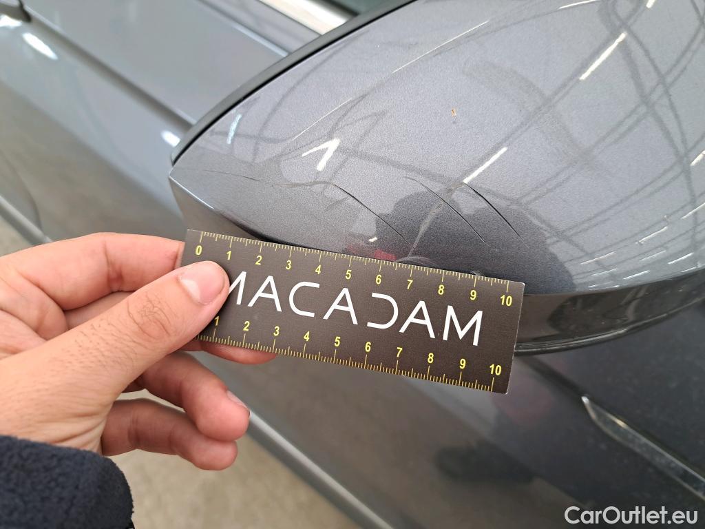  Volkswagen  Tiguan VOLKSWAGEN  Allspace / 2017 / 5P / SUV 2.0 TDI 150 BMV6 Carat #33