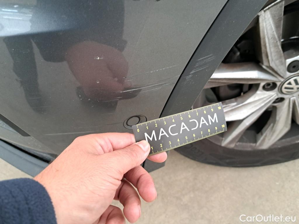  Volkswagen  Tiguan VOLKSWAGEN  Allspace / 2017 / 5P / SUV 2.0 TDI 150 BMV6 Carat #15