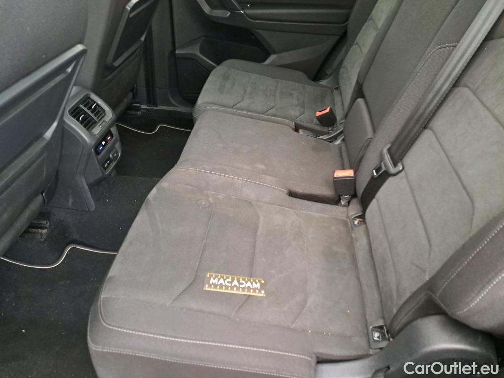  Volkswagen  Tiguan VOLKSWAGEN  Allspace / 2017 / 5P / SUV 2.0 TDI 150 BMV6 Carat #28