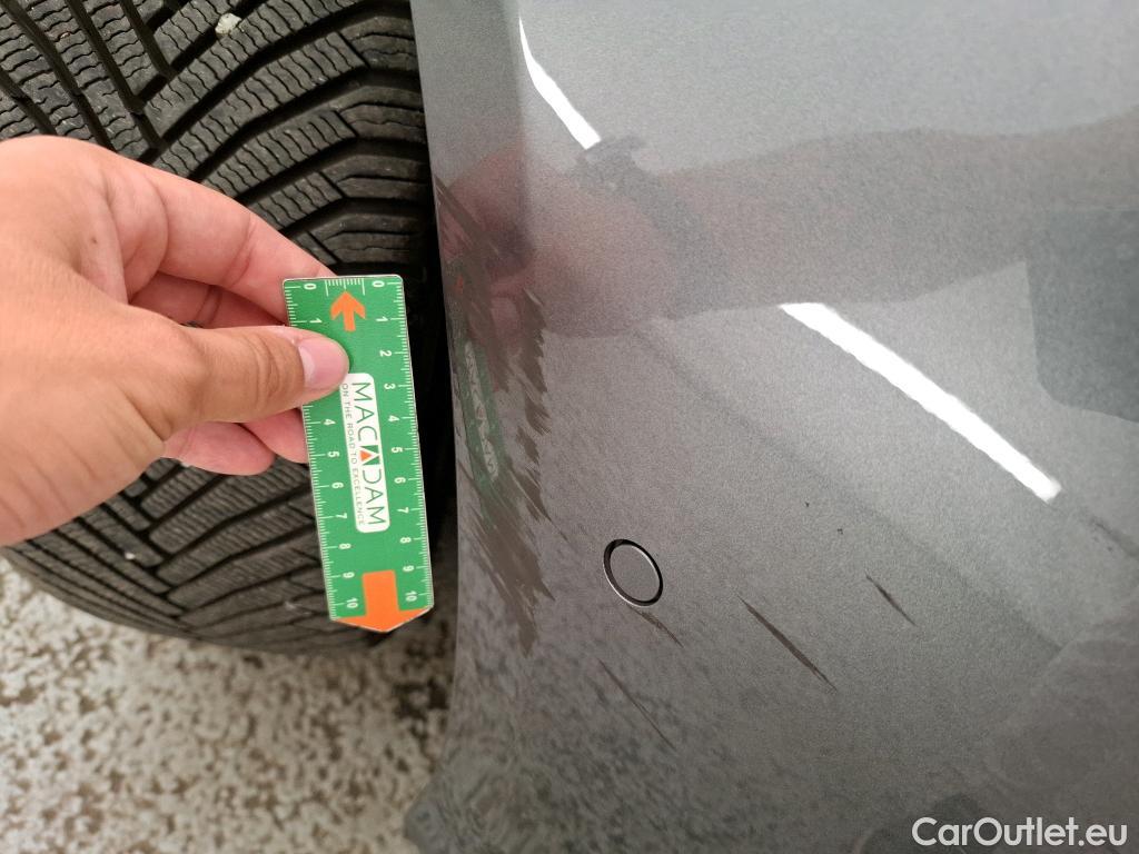  Mercedes  E-Klasse MERCEDES-BENZ Classe E Berline / 2016 / 4P / Berline E 200 d Avantgarde Line BA9 #17