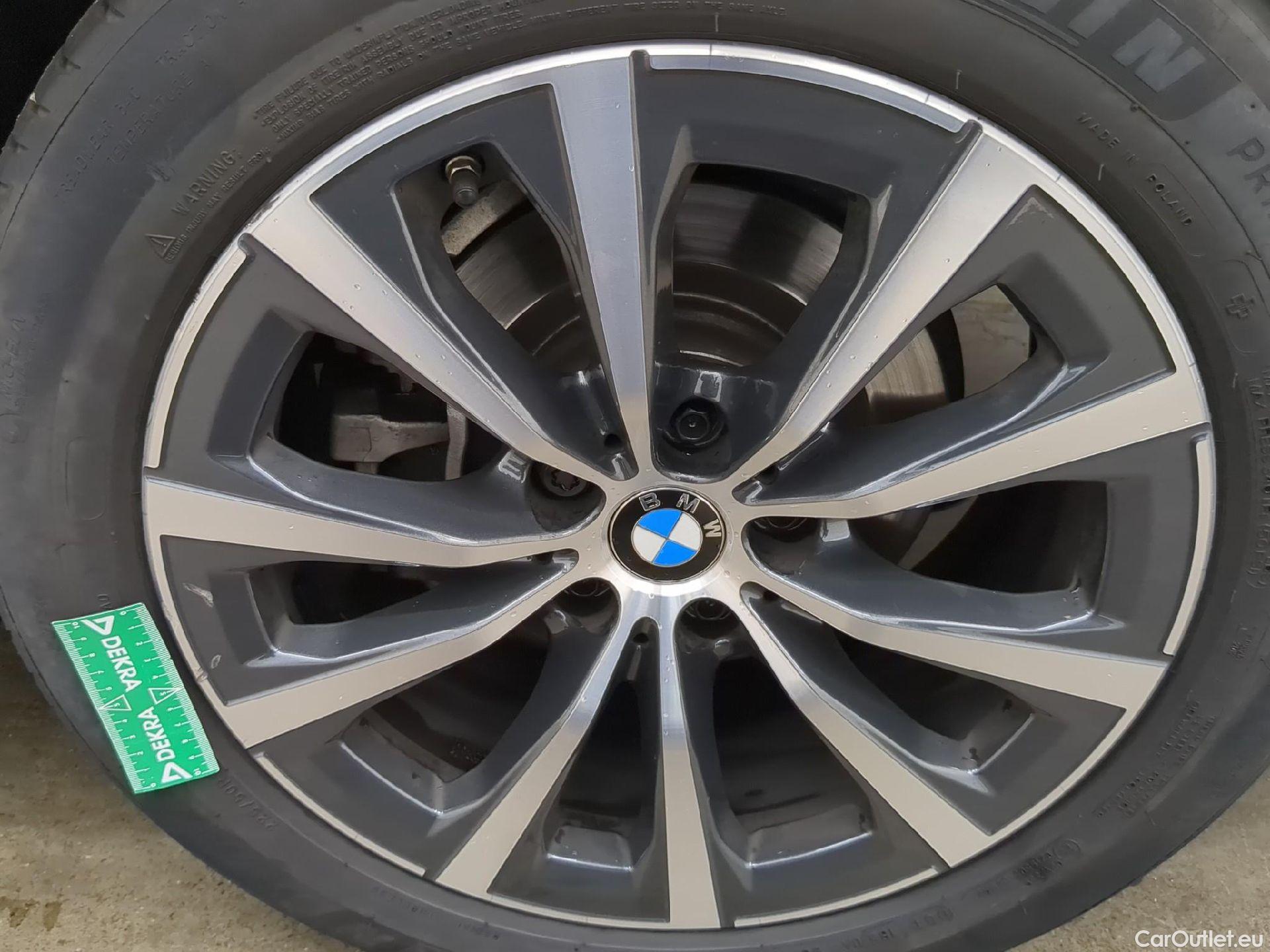  Bmw  Serie 3 BMW Série 3 Touring / 2022 / 5P / Break 318i 156ch Business Design BVA8 #7