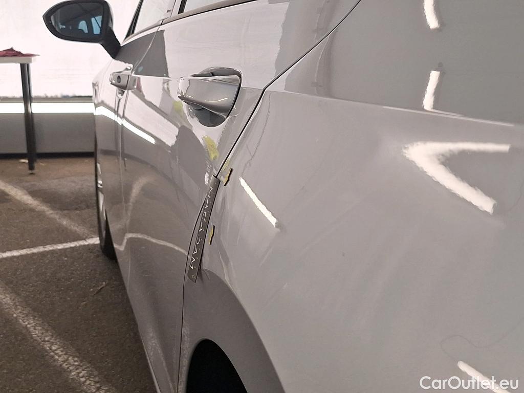  Volkswagen  Golf  VOLKSWAGEN SW / 2020 / 5P / Break 2.0 TDI SCR 150 DSG7 Life Business #10