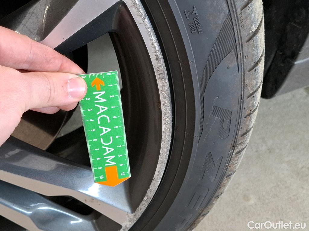  Bmw  X1 Série  sDrive 20d M Sport 2.0 190CV BVA8 E6 #26