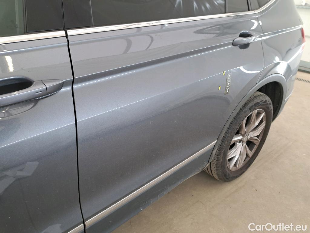  Volkswagen  Tiguan VOLKSWAGEN  Allspace / 2017 / 5P / SUV 2.0 TDI 150 BMV6 Carat #8