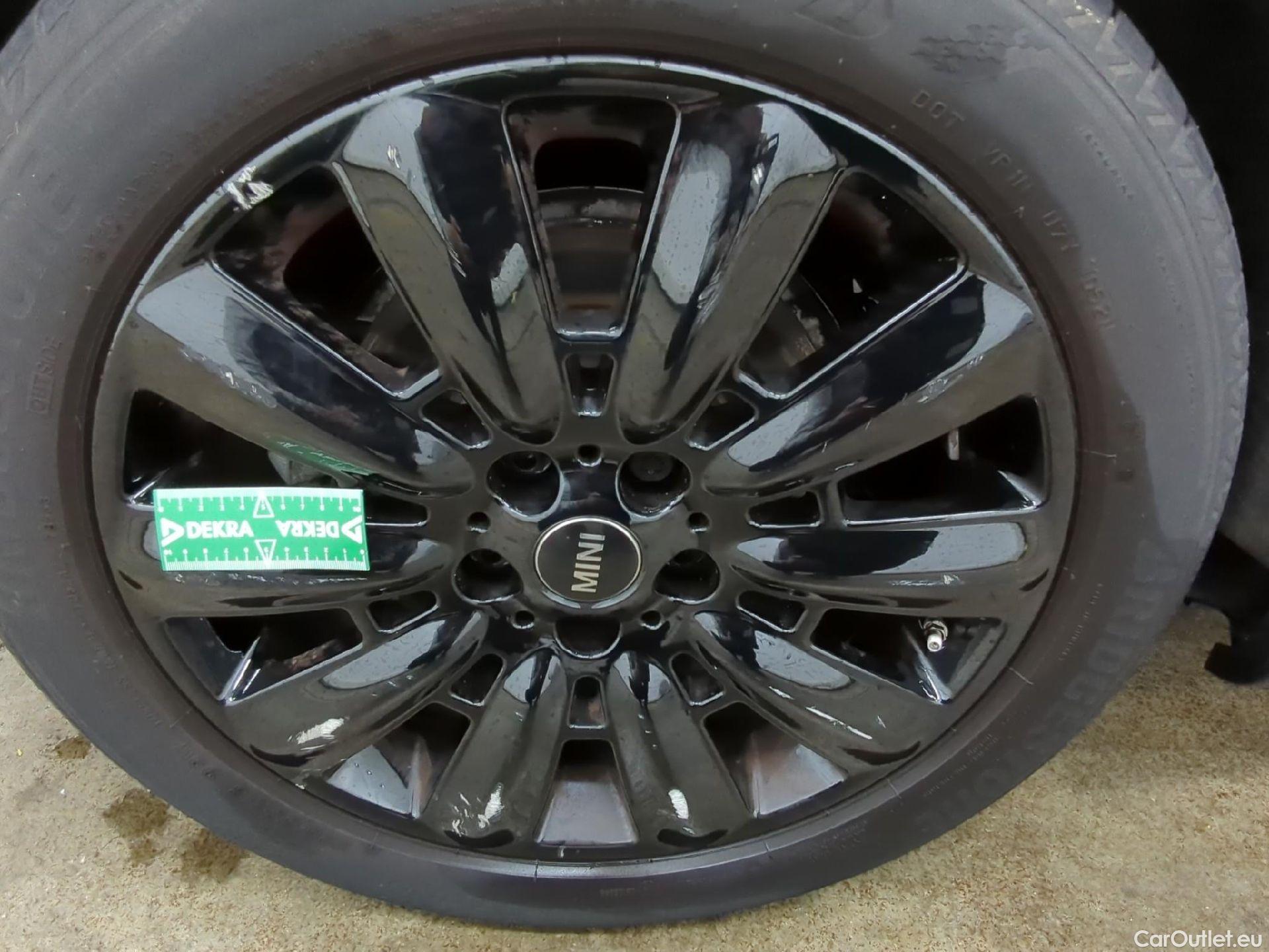  Mini  Countryman MINI  / 2020 / 5P / Crossover Cooper SE ALL4 Northwood 125+95ch BVA6 #18