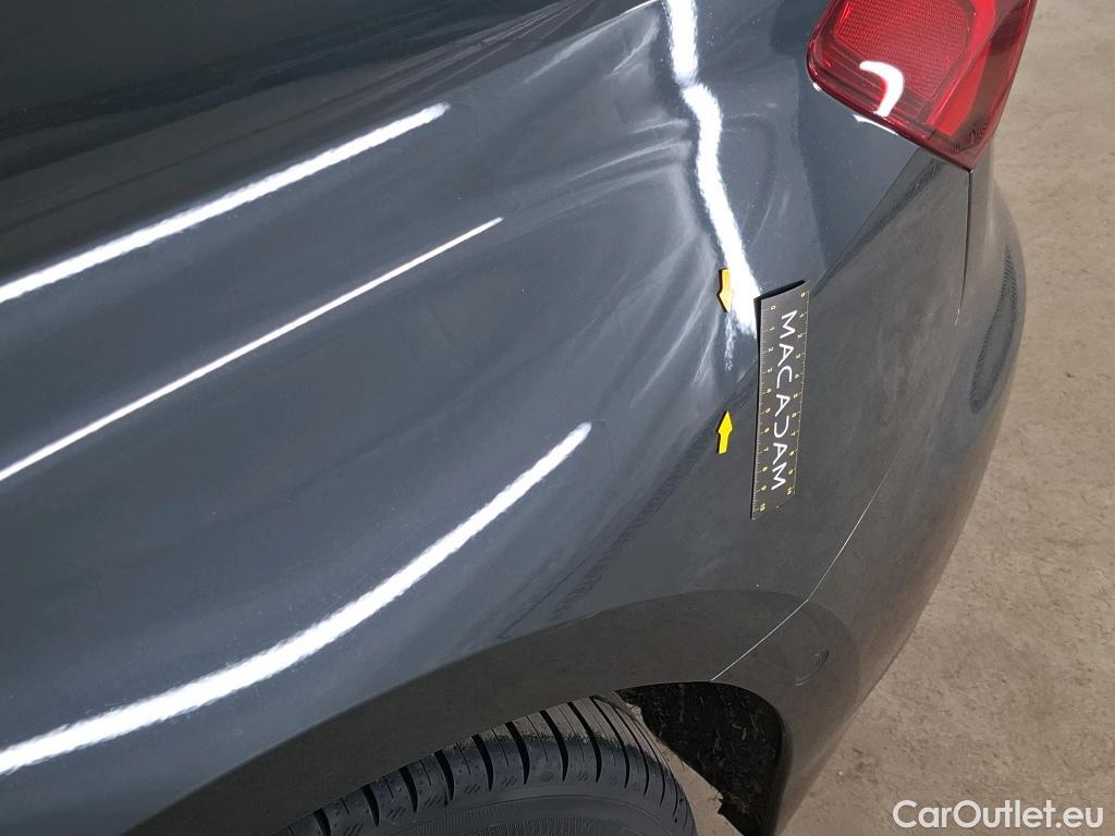  Audi  A3 AUDI  Sportback / 2020 / 5P / Berline 35 TFSI 150 Business Line #18