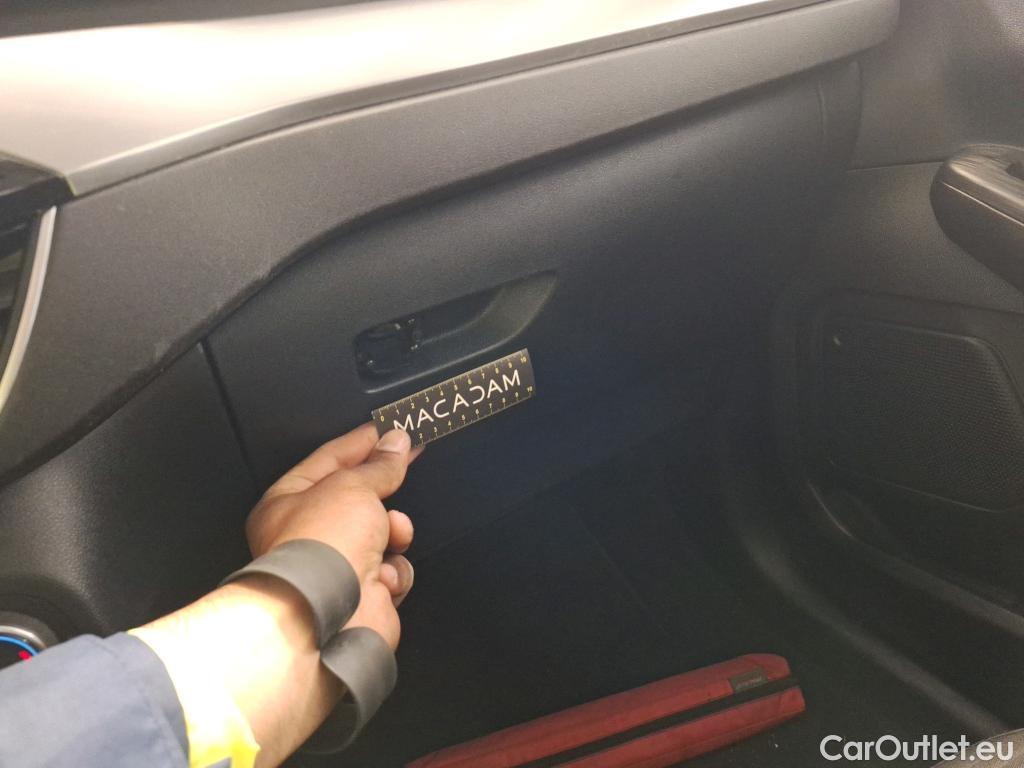  Ford  Kuga  Titanium Hybrid 2.5 190CV BVA6 E6dT #4