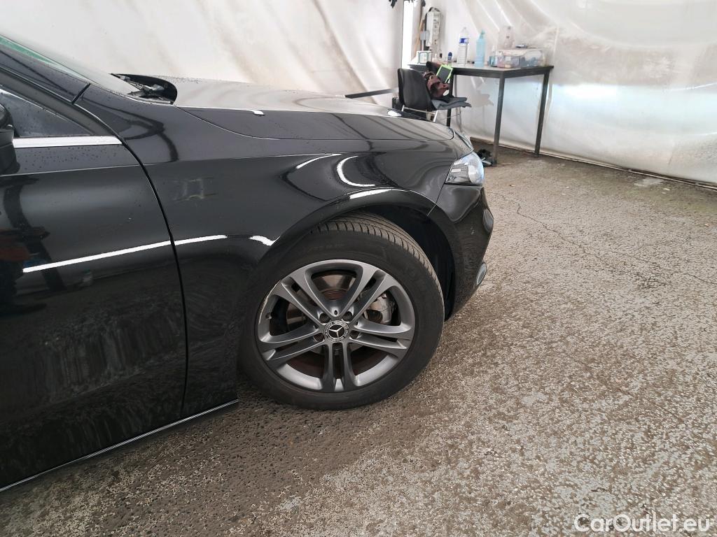  Mercedes  A-Klasse MERCEDES-BENZ Classe A Compact / 2018 / 5P / Berline A 180 Business Line #1