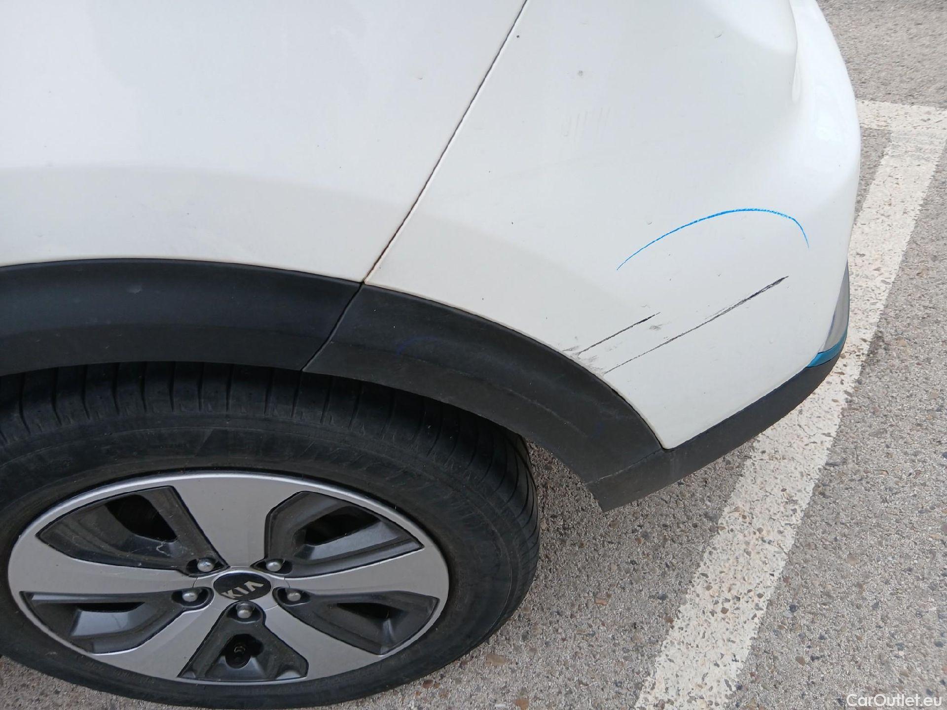  KIA  Niro KIA  Hïbrido Enchufable / 2016 / 5P / crossover 1.6 GDi Híbrido Enchufable 104kW Drive #7