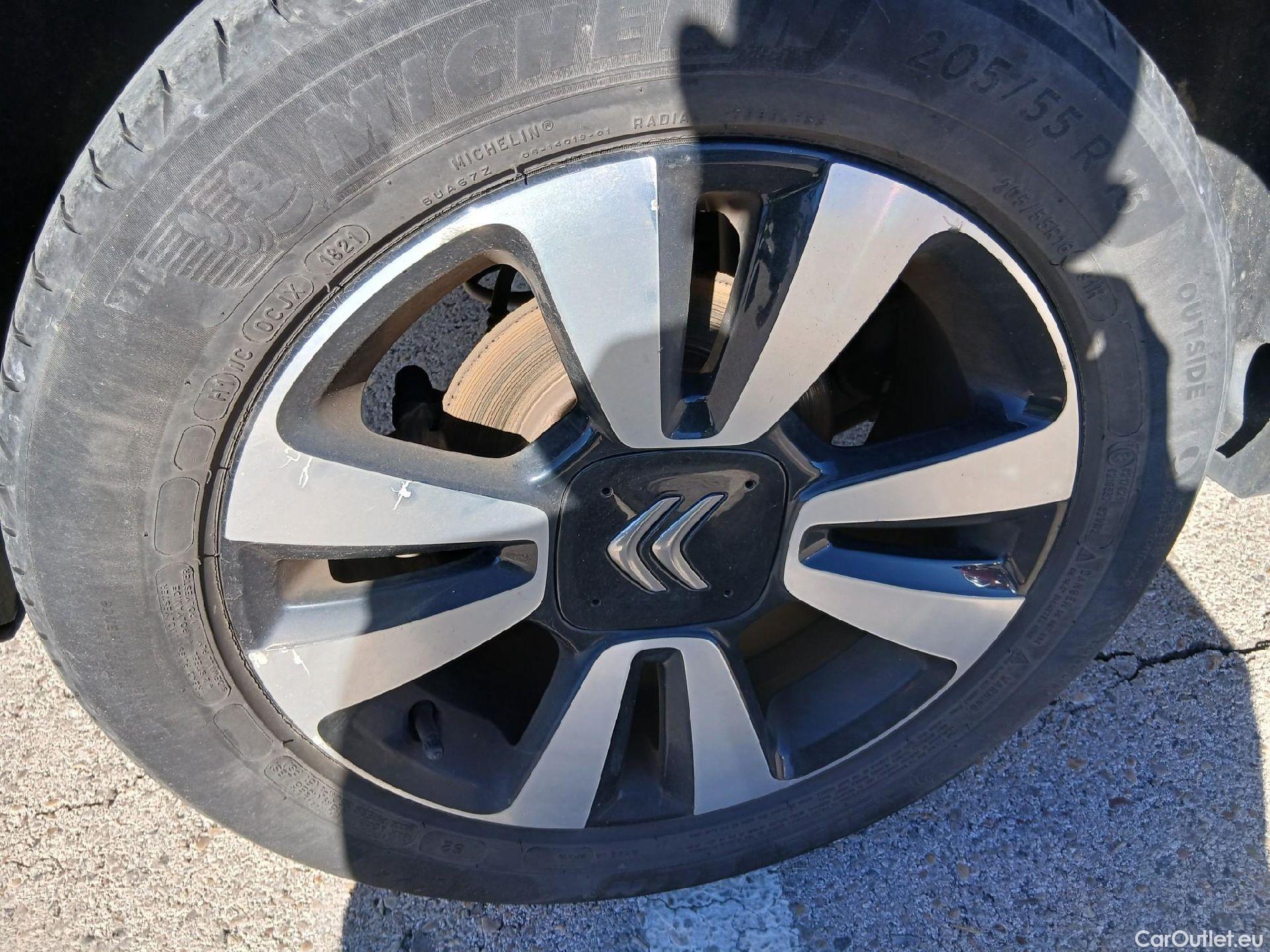  Citroen  C3 CITROEN  / 2020 / 5P / berlina con portón BlueHDi 75KW (100CV) S&S Feel Pack #26