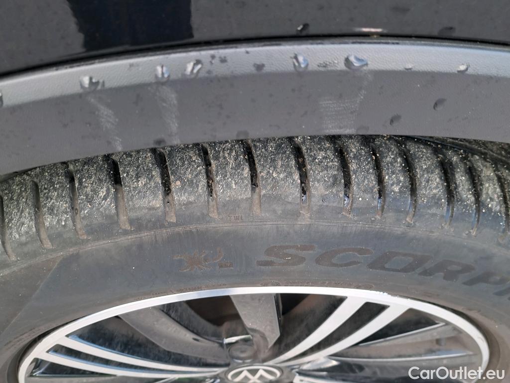  Volkswagen  Tiguan VOLKSWAGEN  / 2020 / 5P / todoterreno Life 2.0 TDI 110kW (150CV) DSG (AC2) #26