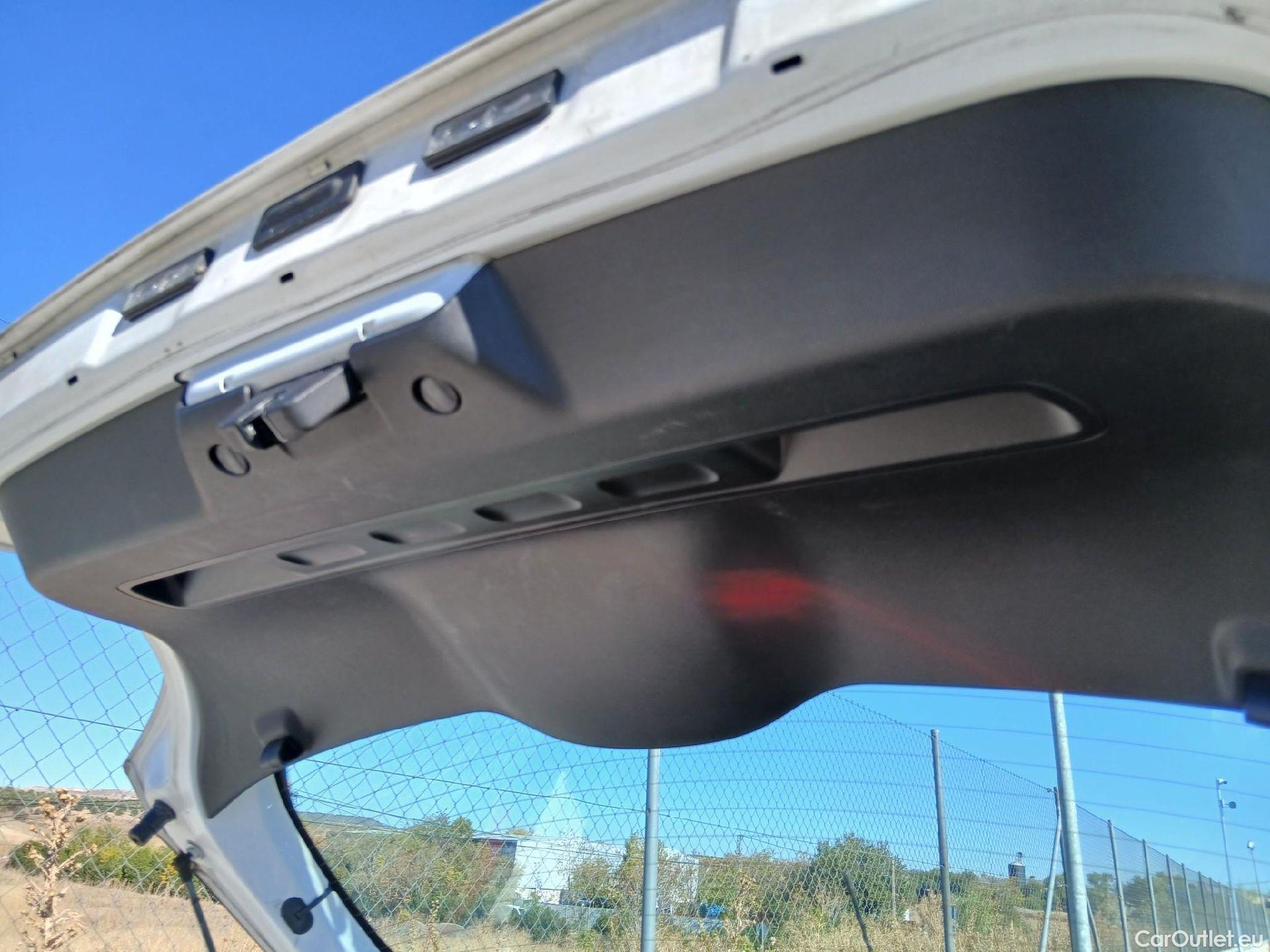  Citroen  C3 CITROEN  / 2020 / 5P / berlina con portón BlueHDi 75KW (100CV) S&S Feel Pack #23