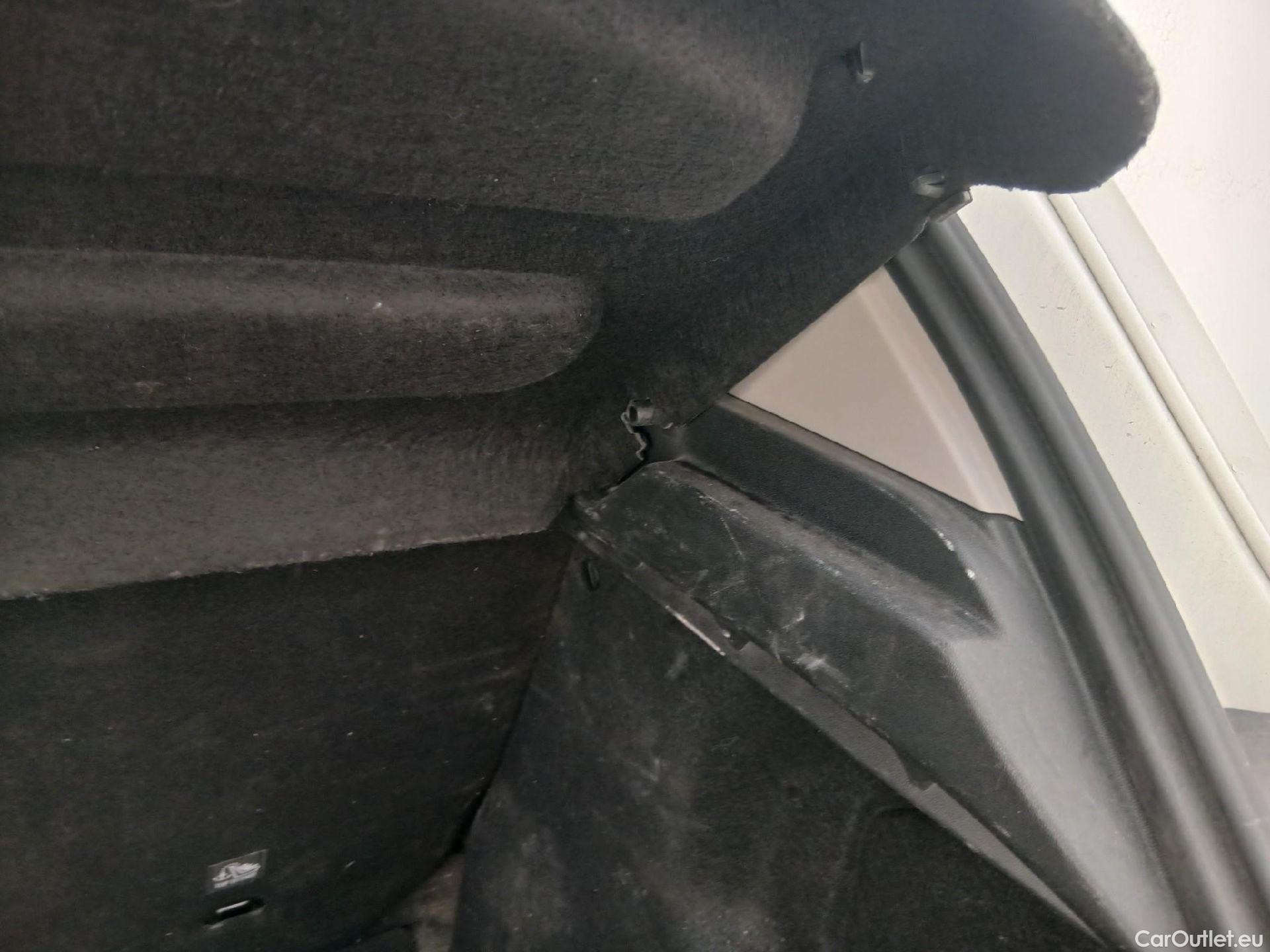  Citroen  C3 CITROEN  / 2016 / 5P / berlina con portón BlueHDi 73KW (100CV) S&S FEEL #1