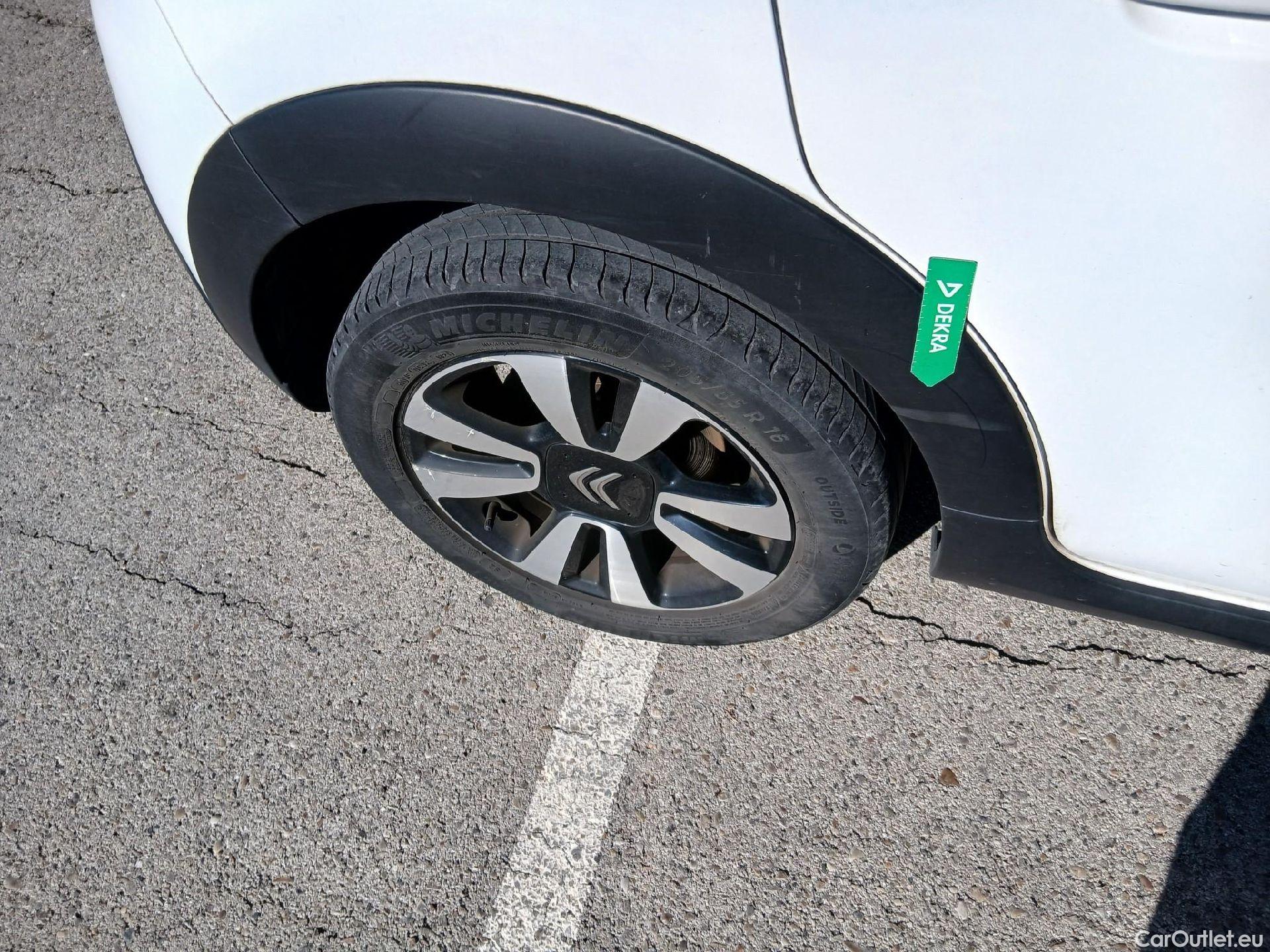  Citroen  C3 CITROEN  / 2020 / 5P / berlina con portón BlueHDi 75KW (100CV) S&S Feel Pack #27