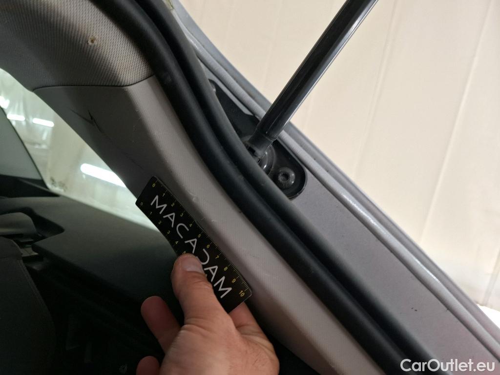  Seat  Leon SEAT  Sportstourer / 2020 / 5P / Break 2.0 TDI 150 DSG S&S Style Business #26