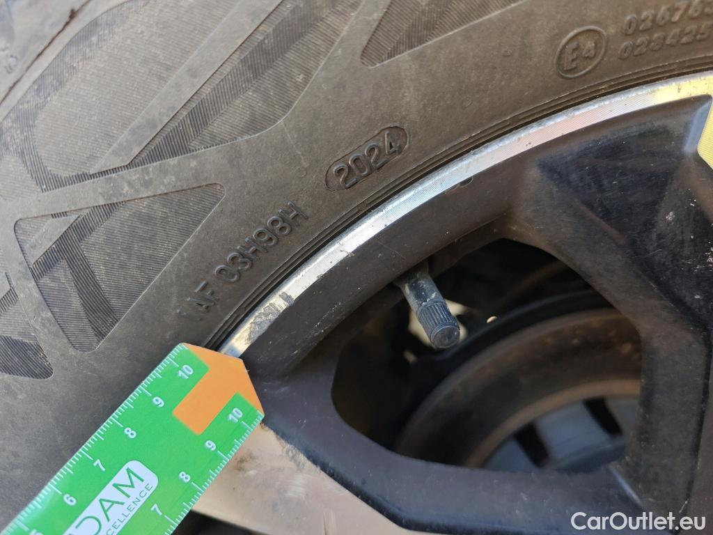  Peugeot  2008  Allure Pack 1.5 HDi 110CV MT6 E6d #42