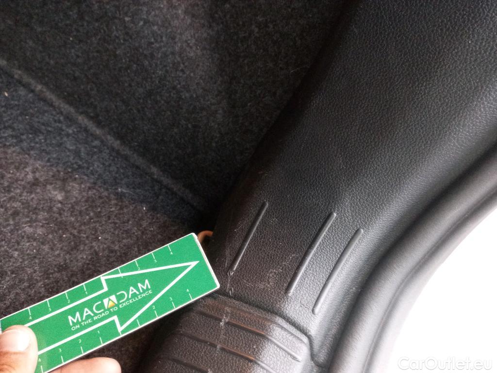  Volkswagen  Polo VOLKSWAGEN  / 2017 / 5P / berlina con portón Advance 1.0 TSI 70kW (95CV) #24