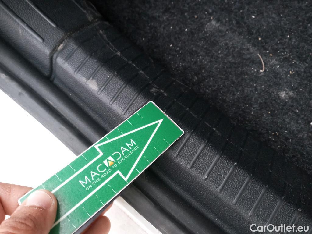  Volkswagen  Polo VOLKSWAGEN  / 2017 / 5P / berlina con portón Advance 1.0 TSI 70kW (95CV) #12