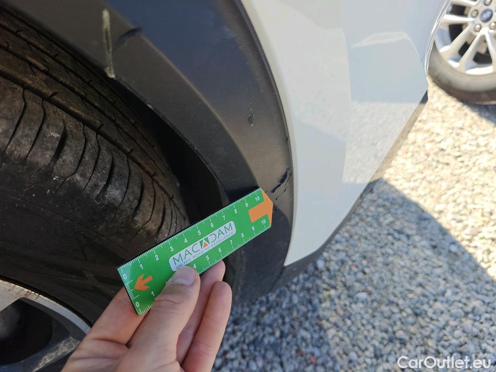  Peugeot  2008  Allure Pack 1.5 HDi 110CV MT6 E6d #34