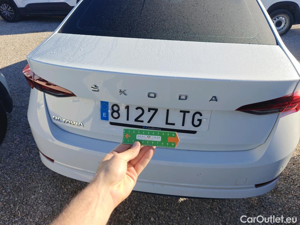  Skoda  Octavia SKODA  / 2020 / 5P / berlina con portón 2.0 TDI 85kW (115 CV) Manual Ambition #35