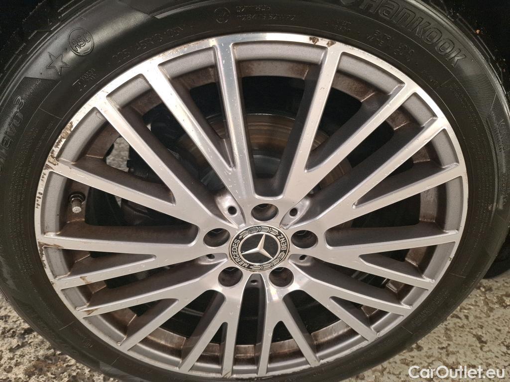  Mercedes  CLA-Klasse MERCEDES-BENZ CLA Shooting Brake / 2019 / 5P / Break CLA 200 d Business Line BA8 #16