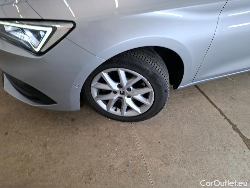  Seat  Leon SEAT  Sportstourer / 2020 / 5P / Break 2.0 TDI 150 DSG S&S Style Business #8