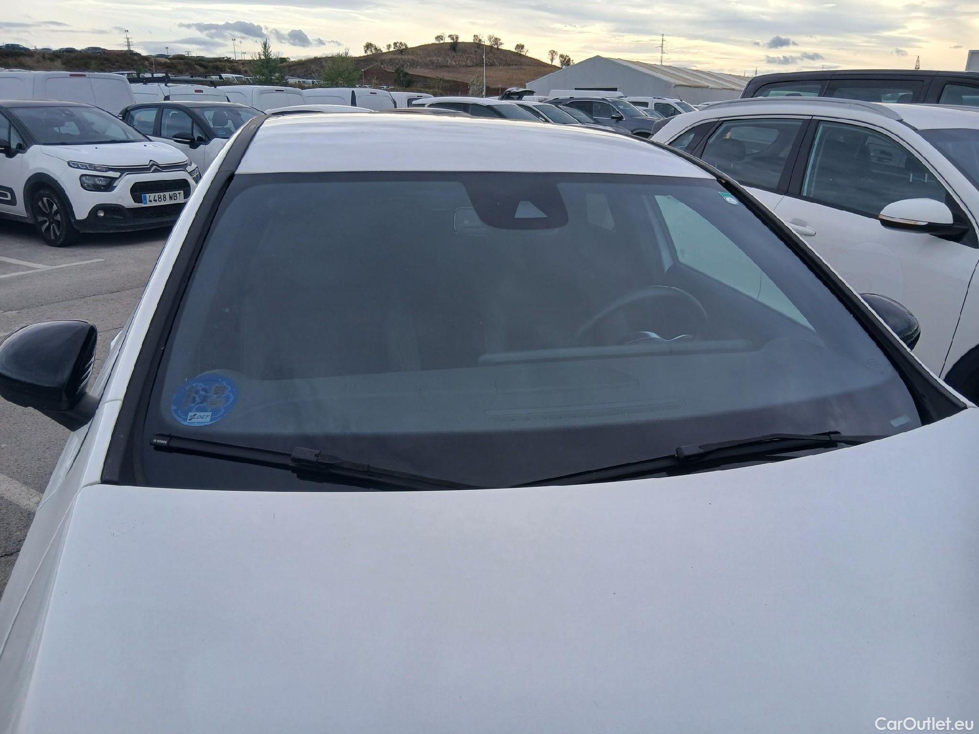  Mercedes  A-Klasse Clase A A 250 e (177.086)Premium-Pack 1.3 AMG Line 220CV AT8 E6d #13