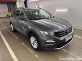  Volkswagen  T-ROC  1.5 TSI Style DSG 110kW/150pk  5D/P Auto-7 #2