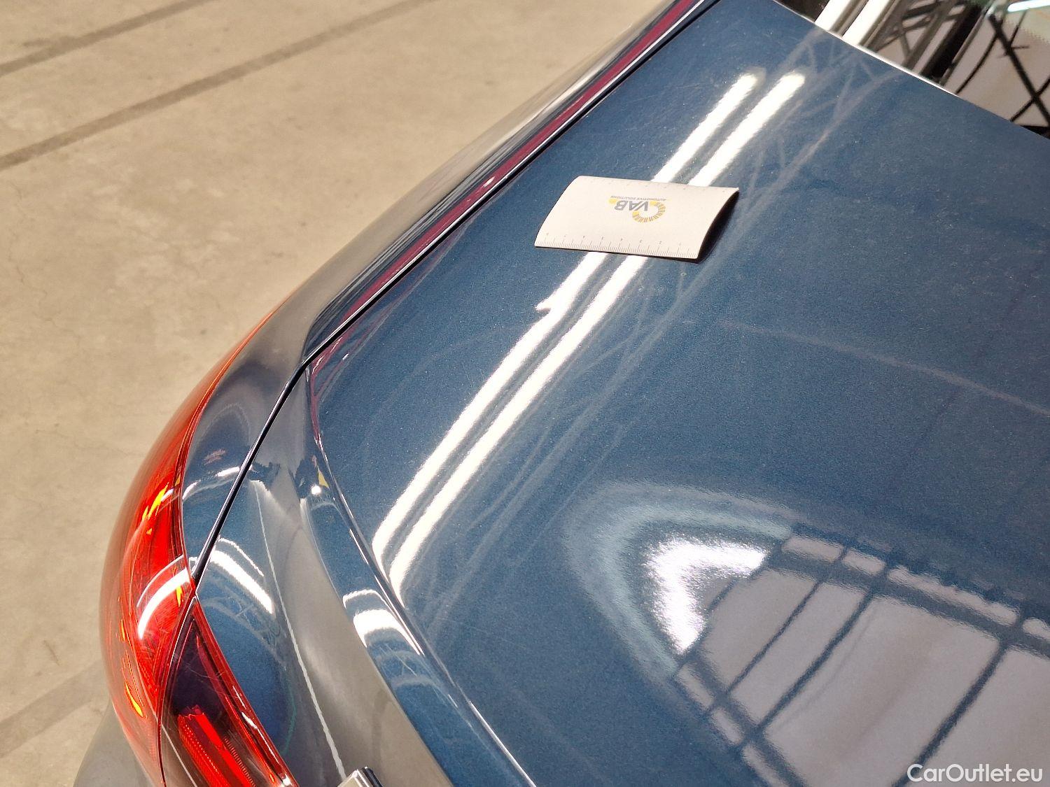  Mercedes  A-Klasse Mercedes, A-Class Berline '18, Mercedes-Benz  Limousine A 180 d DCT Busin #29