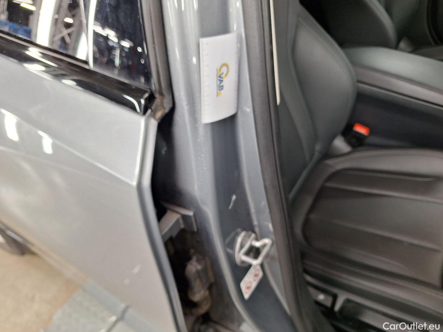  Bmw  Serie 3 BMW, 3-serie Touring '18, BMW 3 Reeks Touring 318dA (100 kW) 5d #14