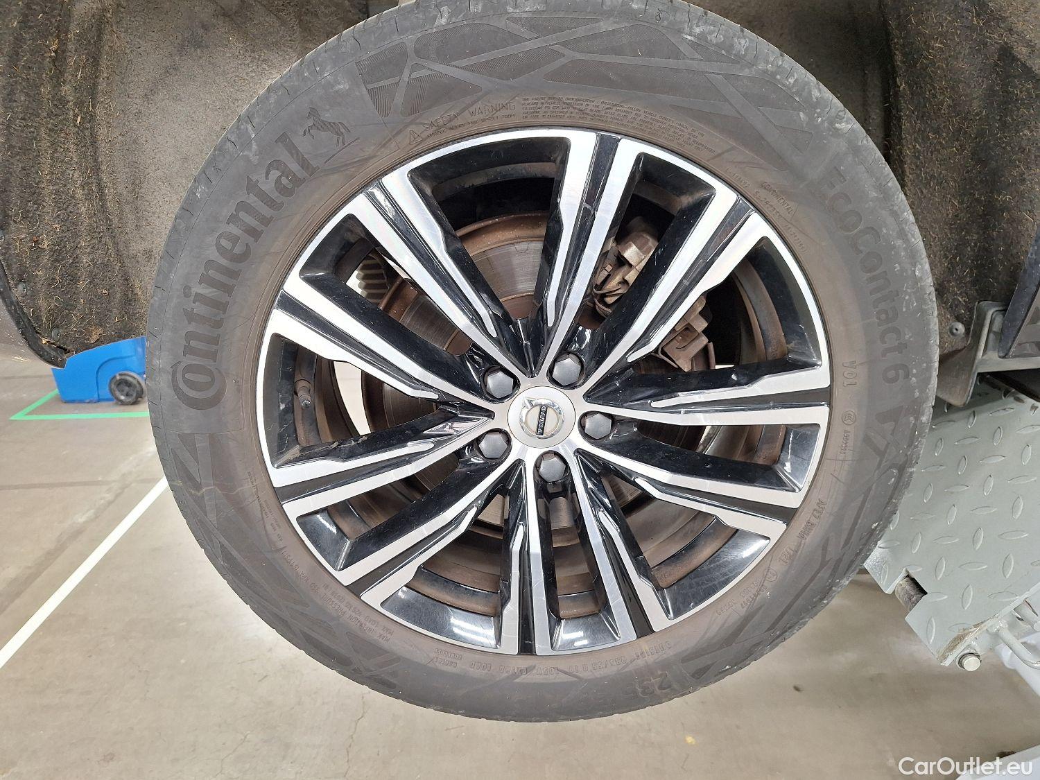  Volvo  XC60 Volvo,  '17 PHEV, Volvo  T6 Recharge Geartronic Inscription 5d #8