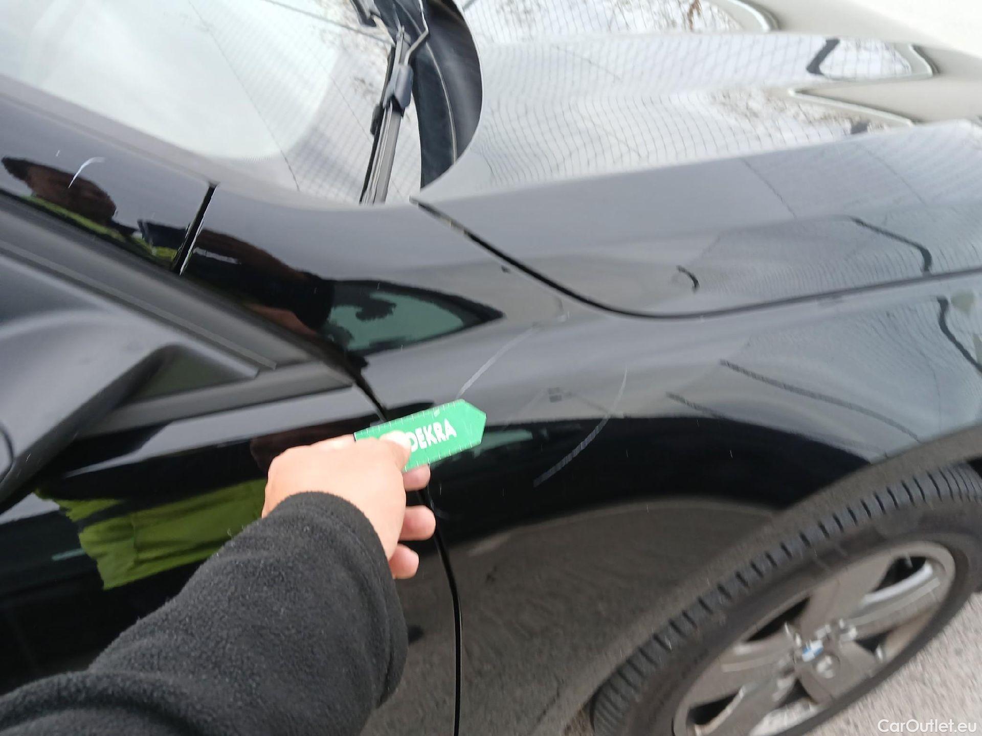  Bmw  Serie 1  Berlina 116d 1.5 115CV AT7 E6d #36