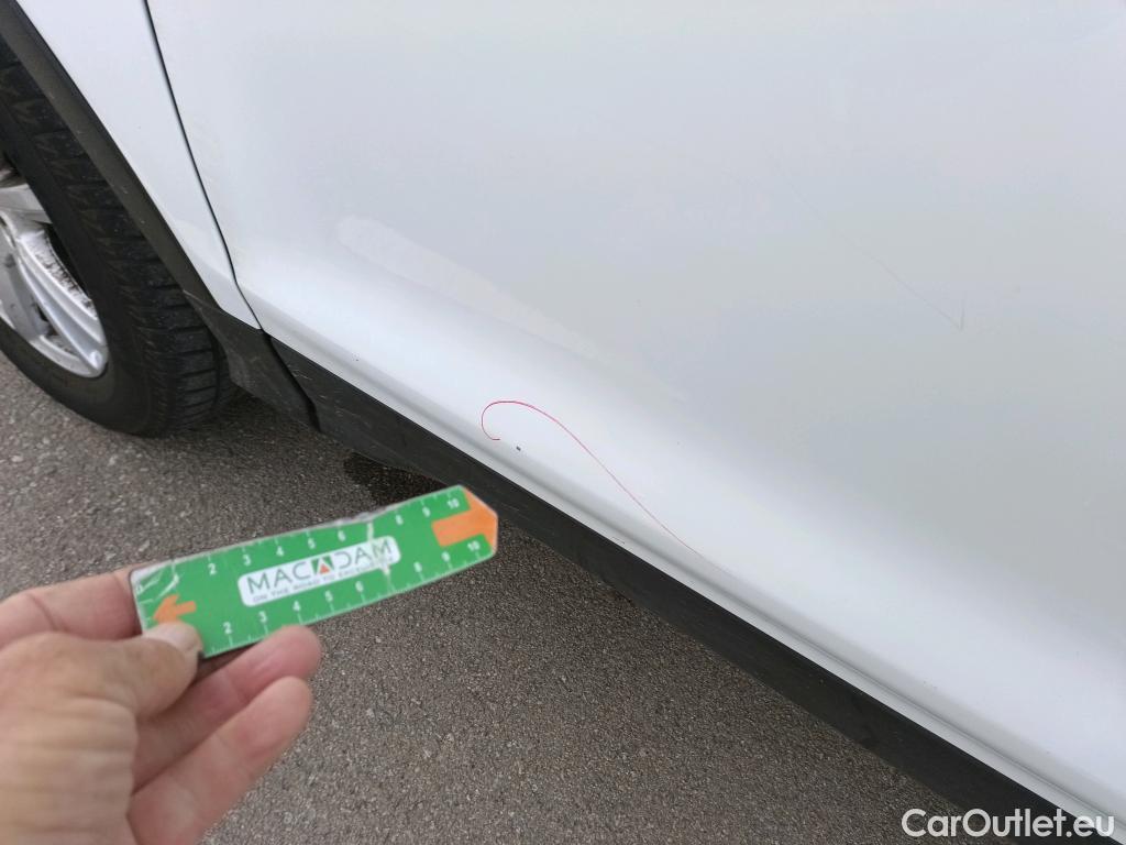  Ford  Kuga FORD  / 2016 / 5P / todoterreno 1.5 EcoBoost 88kW 4x2 Trend+ (CX) #9