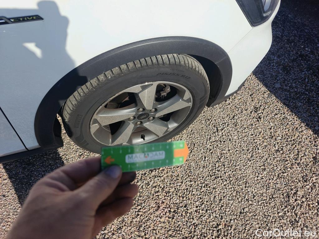  Ford  Focus FORD  / 2018 / 5P / familiar 1.5 Ecoblue 88kW Active SB #7