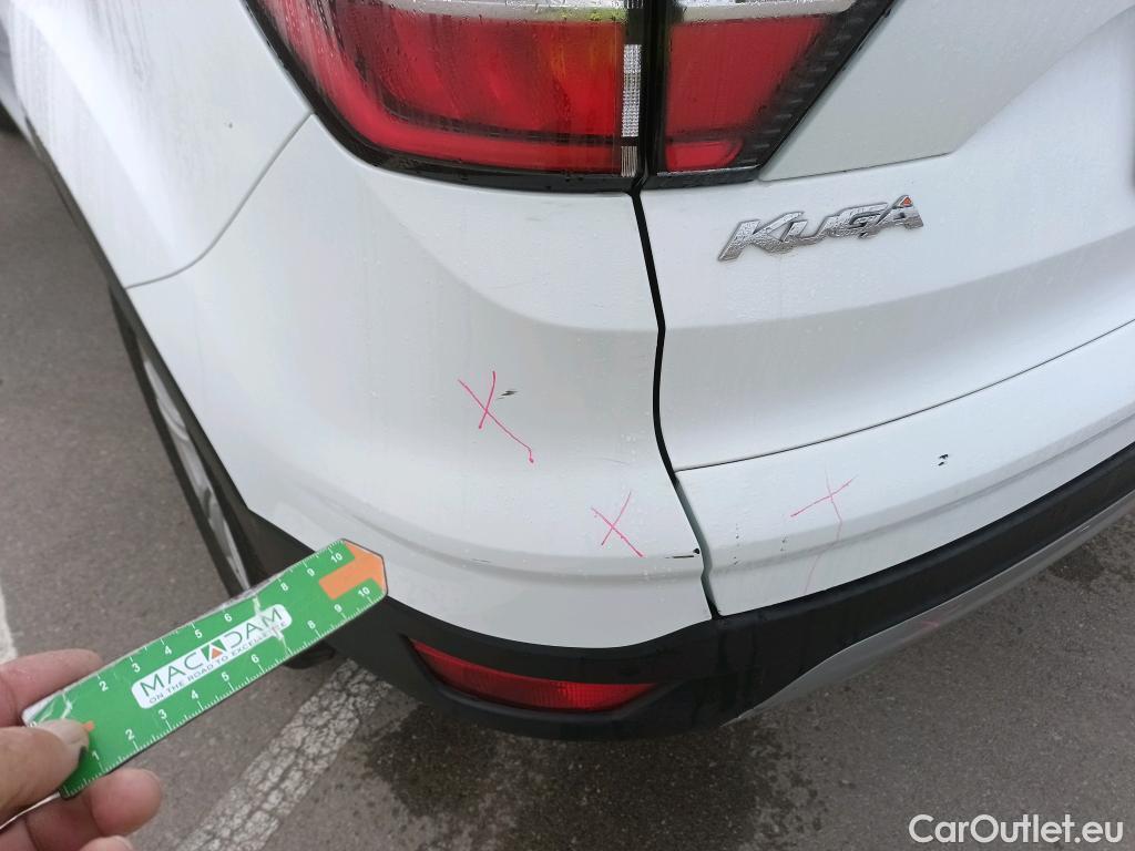  Ford  Kuga FORD  / 2016 / 5P / todoterreno 1.5 EcoBoost 88kW 4x2 Trend+ (CX) #33