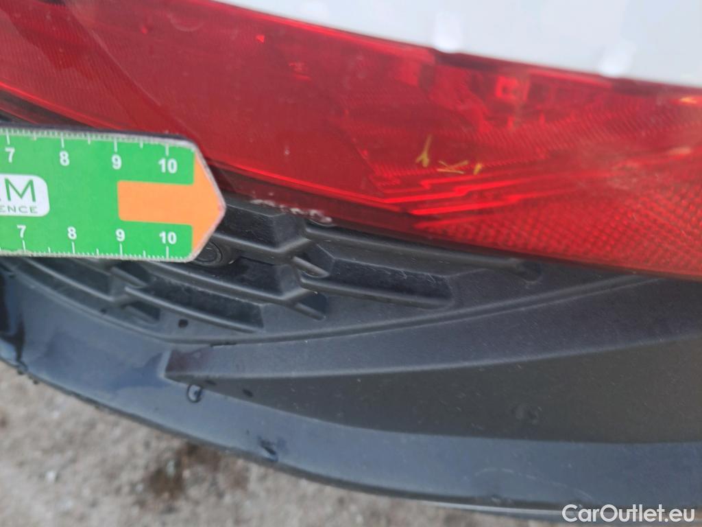  Hyundai  i30 HYUNDAI  / 2020 / 5P / berlina con portón 1.5 TGDI 48V N Line DCT #15