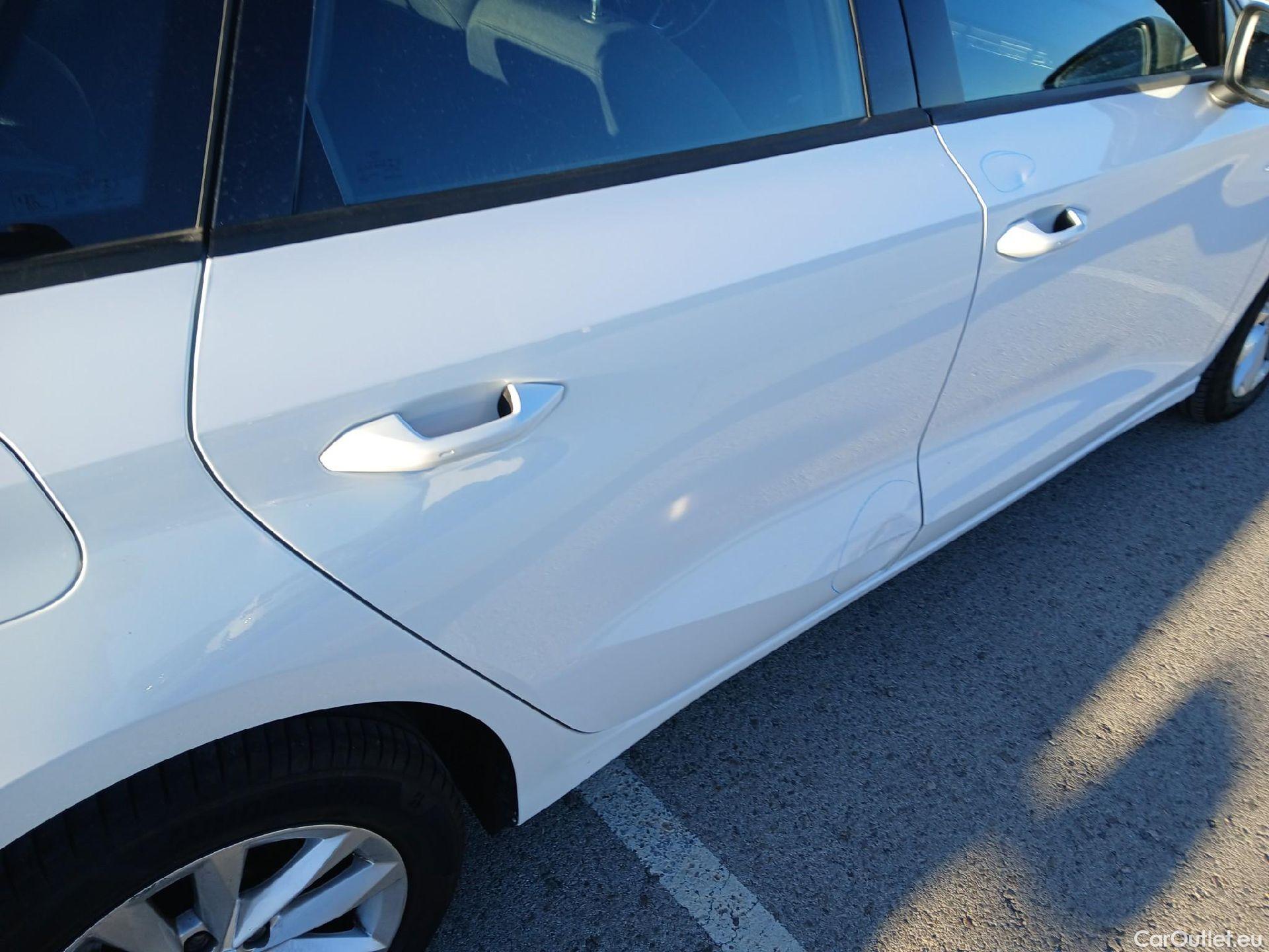  Audi  A3 AUDI  / 2020 / 5P / berlina con portón Sportback 30 TFSI 81kW (110CV) S tronic #24