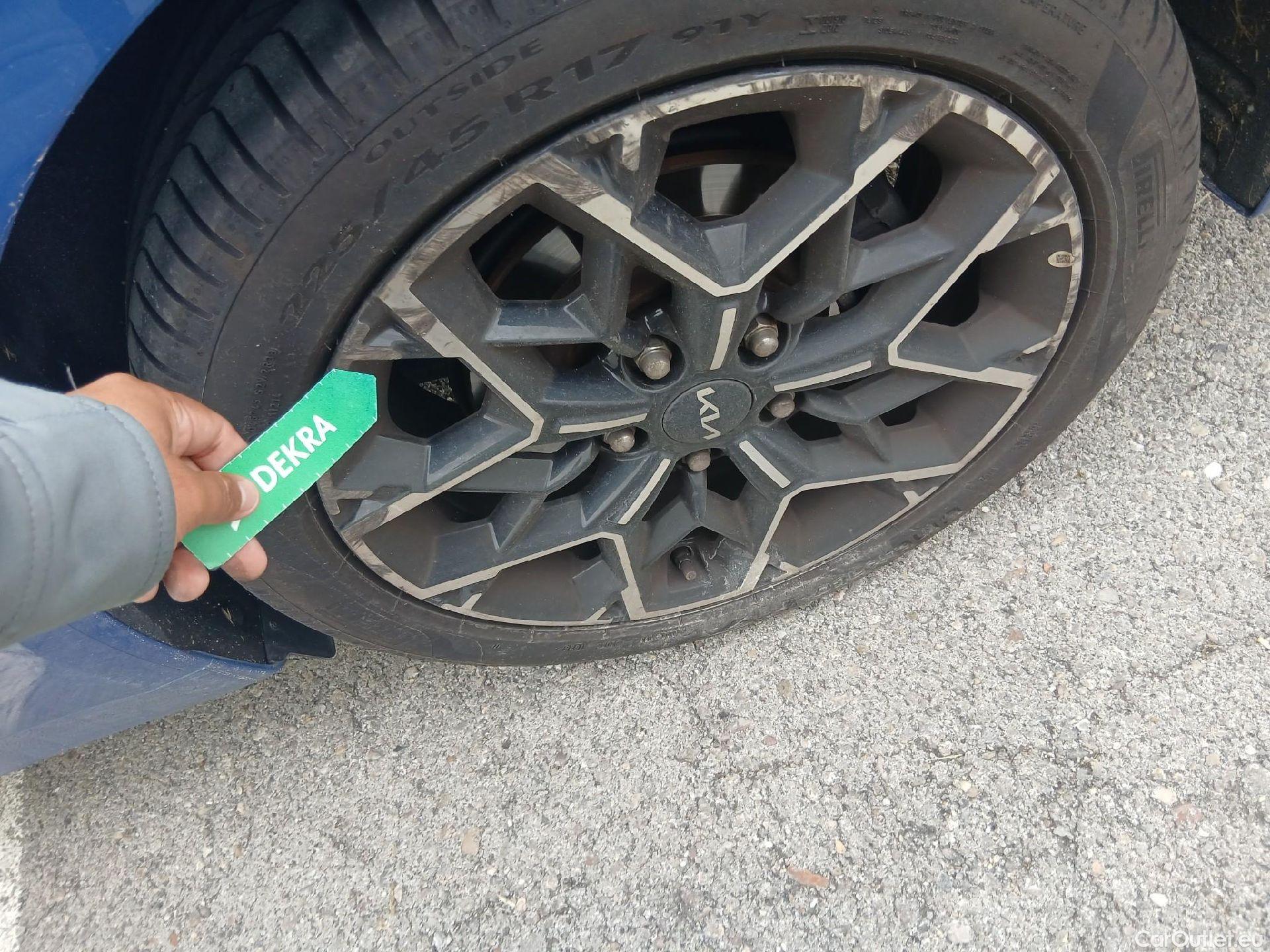  KIA  Cee'd Ceed Sportswagon GT Line 1.5 T-GDI 160CV AT7 E6d #24