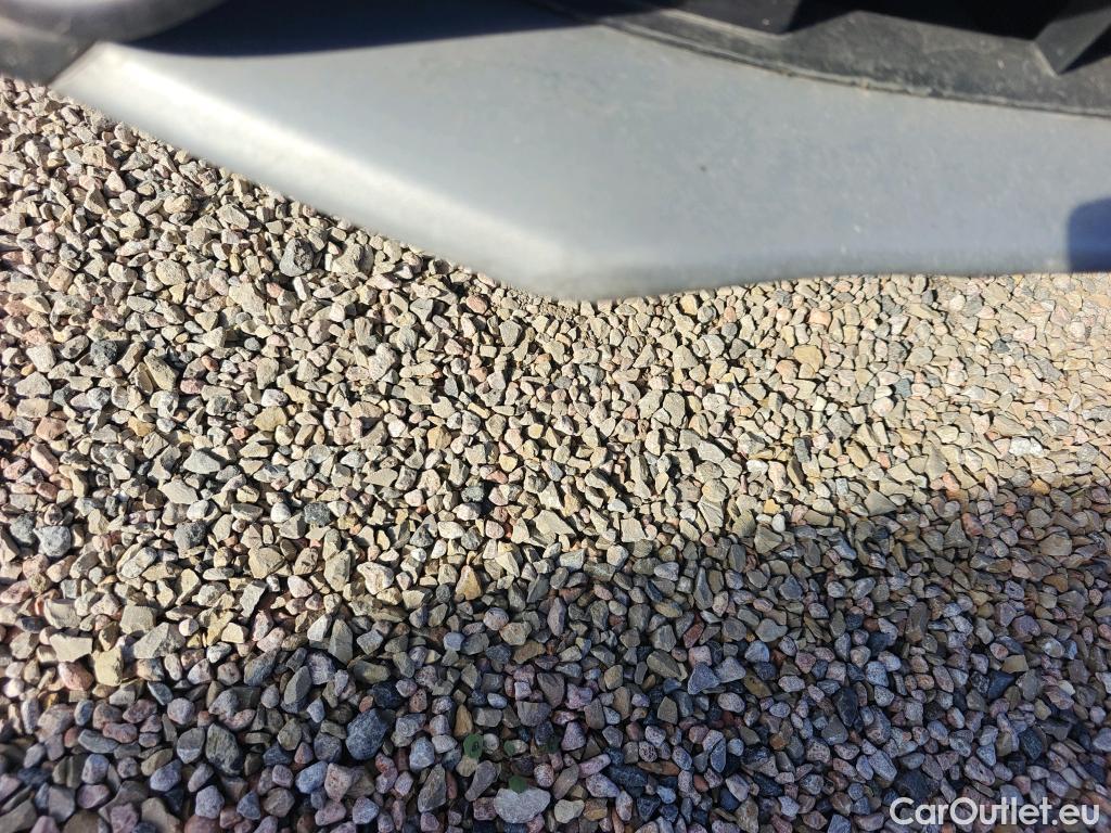  Ford  Focus FORD  / 2018 / 5P / familiar 1.5 Ecoblue 88kW Active SB #12