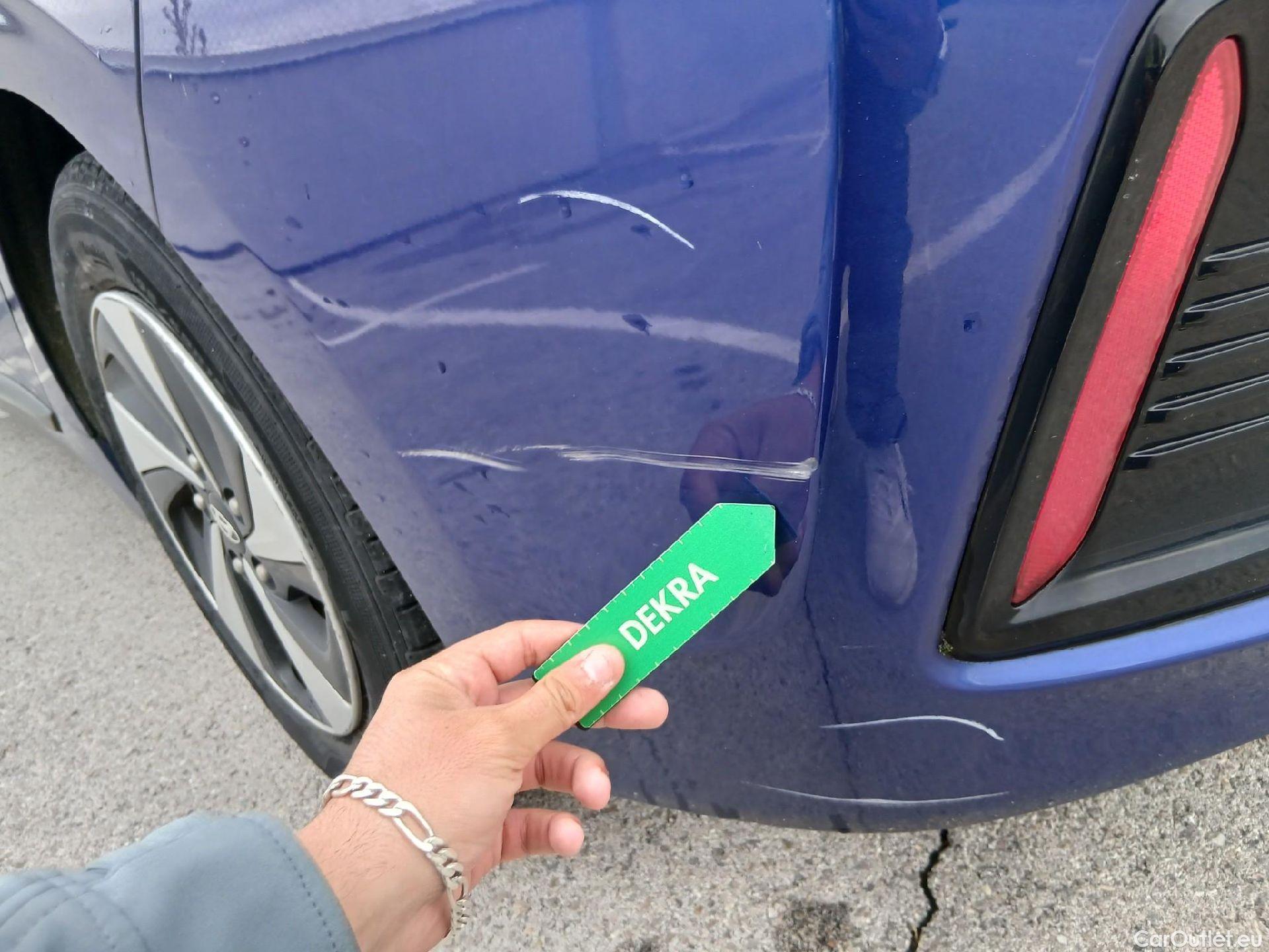  Hyundai   Ioniq HYUNDAI / 2016 / 5P / berlina con portón 1.6 GDI HEV Klass DCT #27