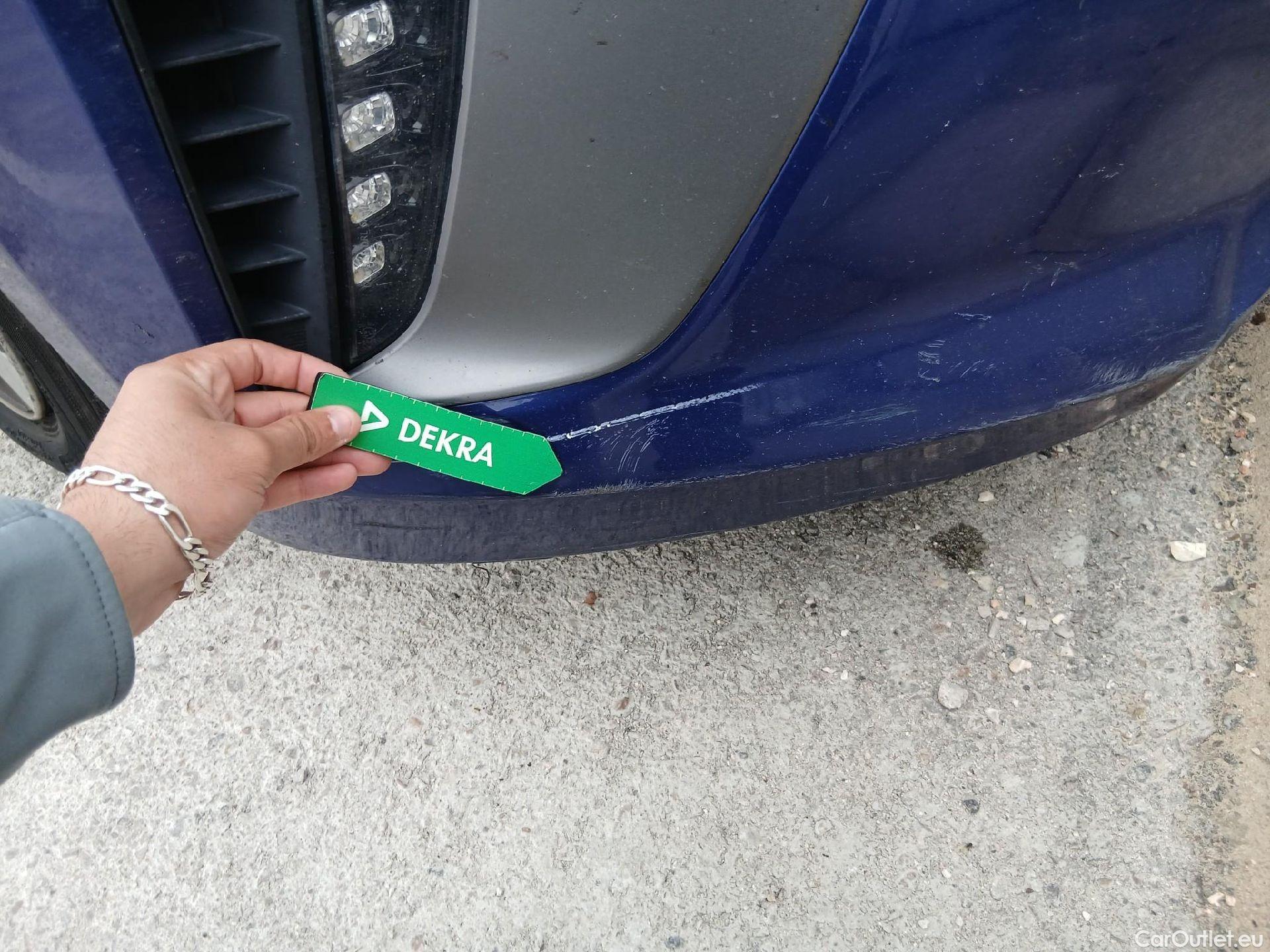  Hyundai   Ioniq HYUNDAI / 2016 / 5P / berlina con portón 1.6 GDI HEV Klass DCT #7