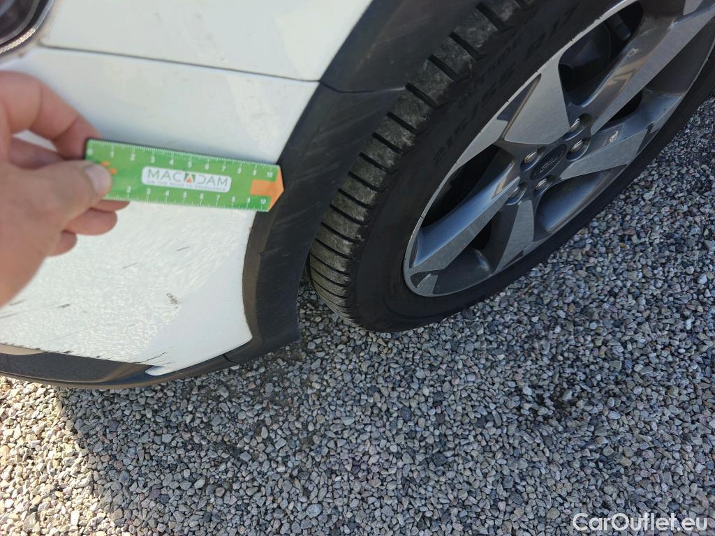  Ford  Focus FORD  / 2018 / 5P / familiar 1.5 Ecoblue 88kW Active SB #27