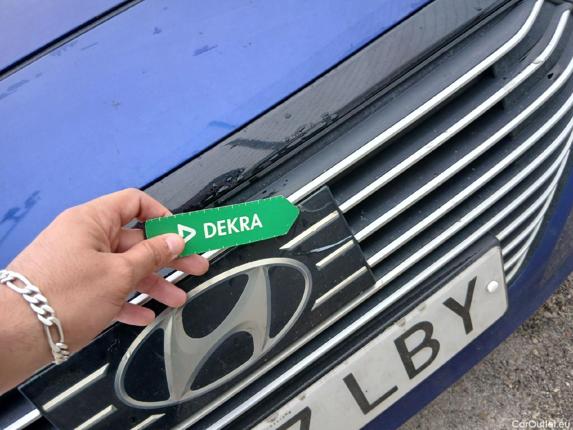  Hyundai   Ioniq HYUNDAI / 2016 / 5P / berlina con portón 1.6 GDI HEV Klass DCT #10